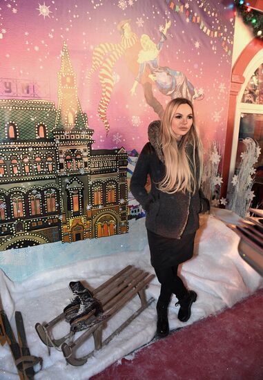 GUM skating rink opens on Red Square