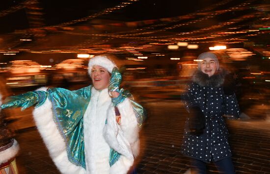 GUM skating rink opens on Red Square