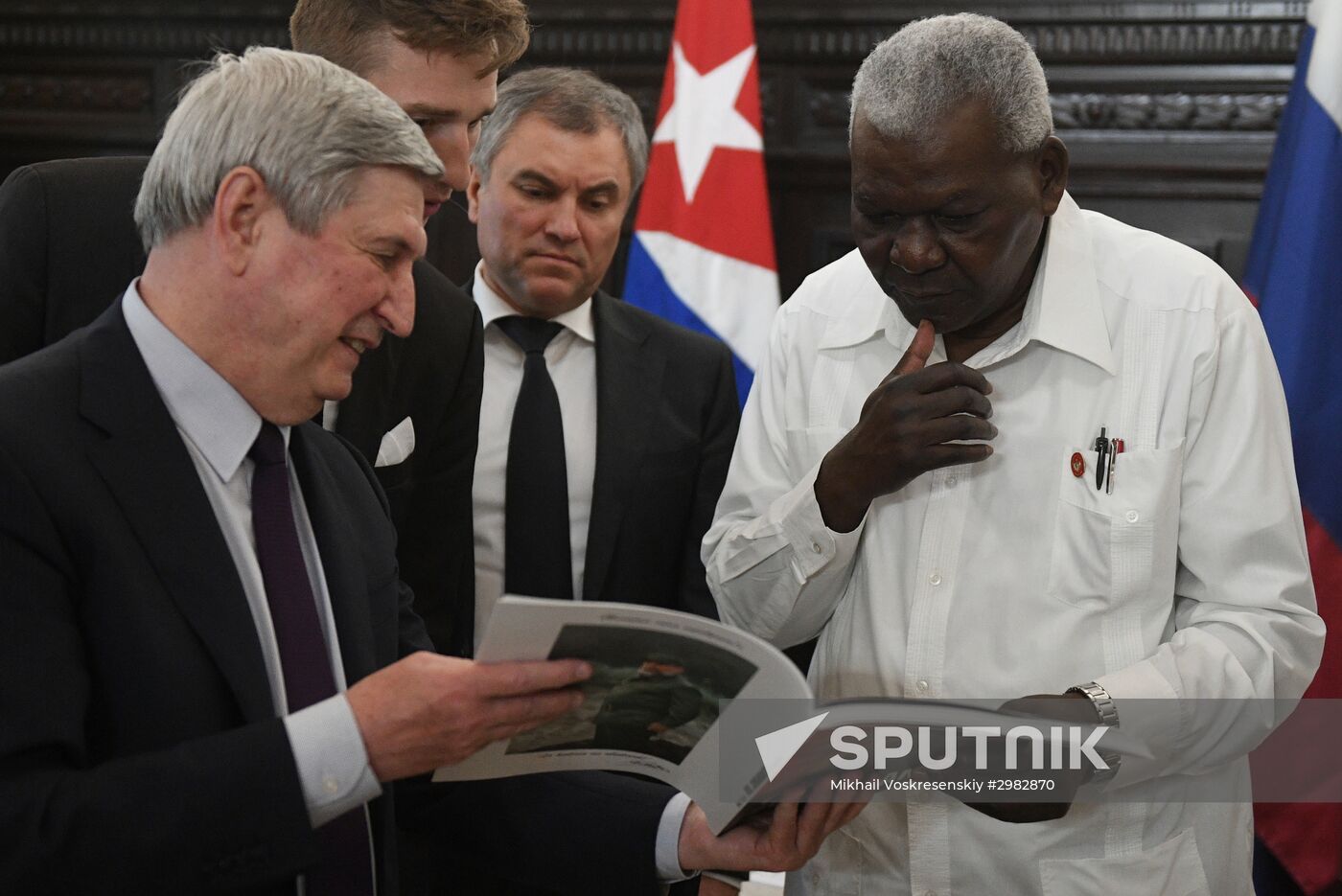 Russian delegation meets with leaders of Cuban Parliament