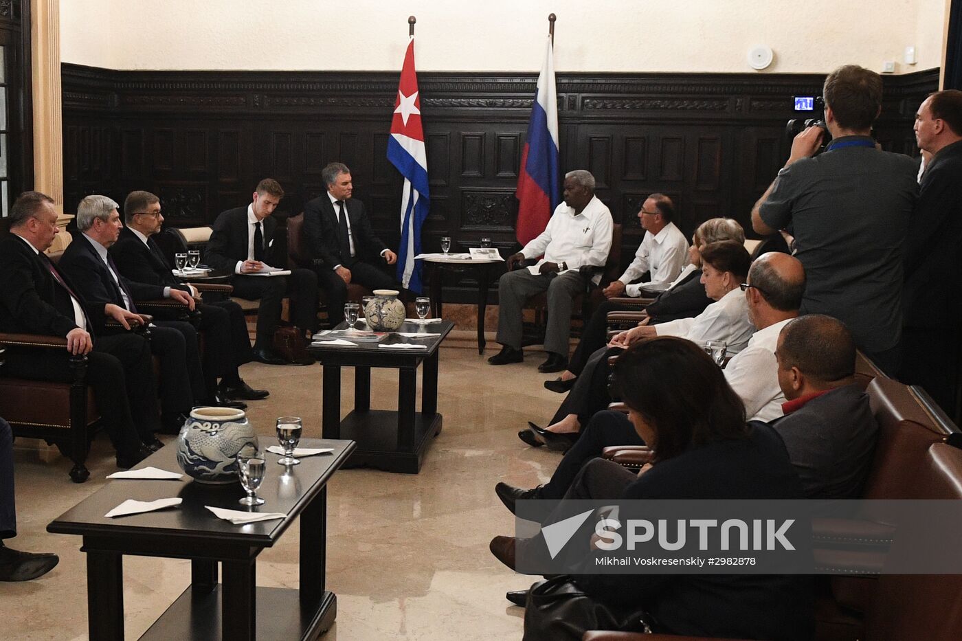Russian delegation meets with leaders of Cuban Parliament