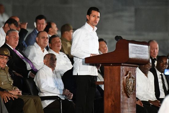 People gather to commemorate Fidel Castro in Havana