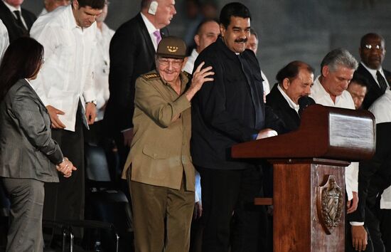 People gather to commemorate Fidel Castro in Havana