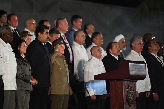 People gather to commemorate Fidel Castro in Havana