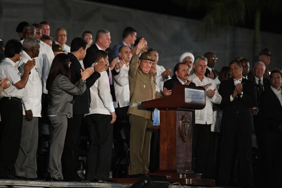 People gather to commemorate Fidel Castro in Havana