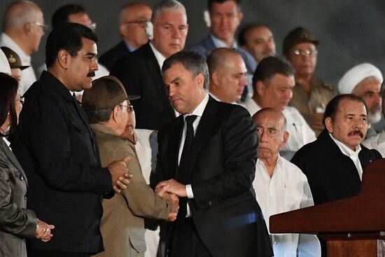 People gather to commemorate Fidel Castro in Havana