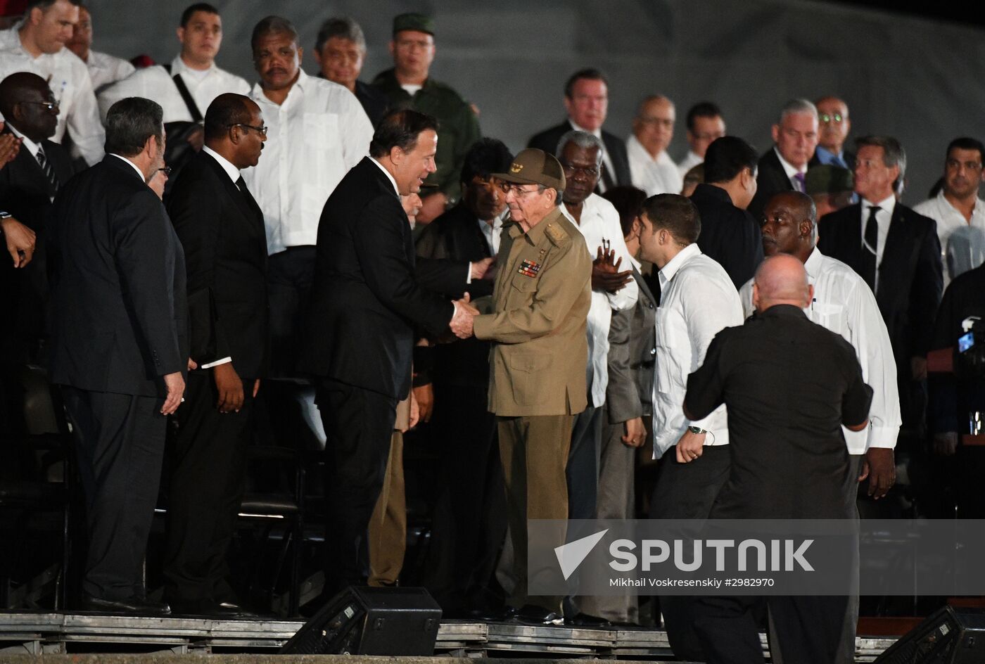 People gather to commemorate Fidel Castro in Havana