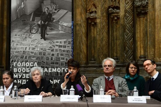 Exhibition "Voices of the Imaginary Museum of André Malraux" on display