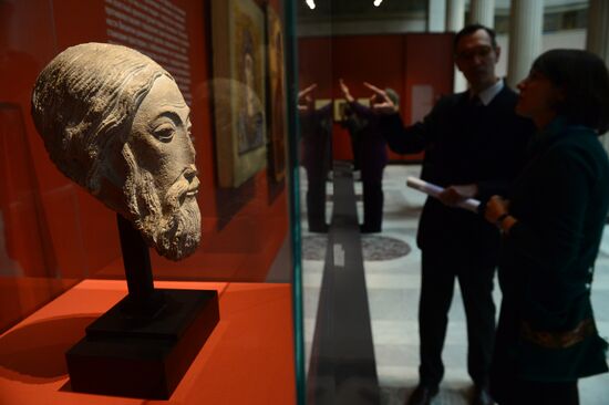 Exhibition "Voices of the Imaginary Museum of André Malraux" on display