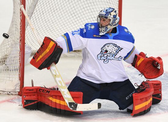 Kontinental Hockey League. Dynamo Moscow vs. Barys