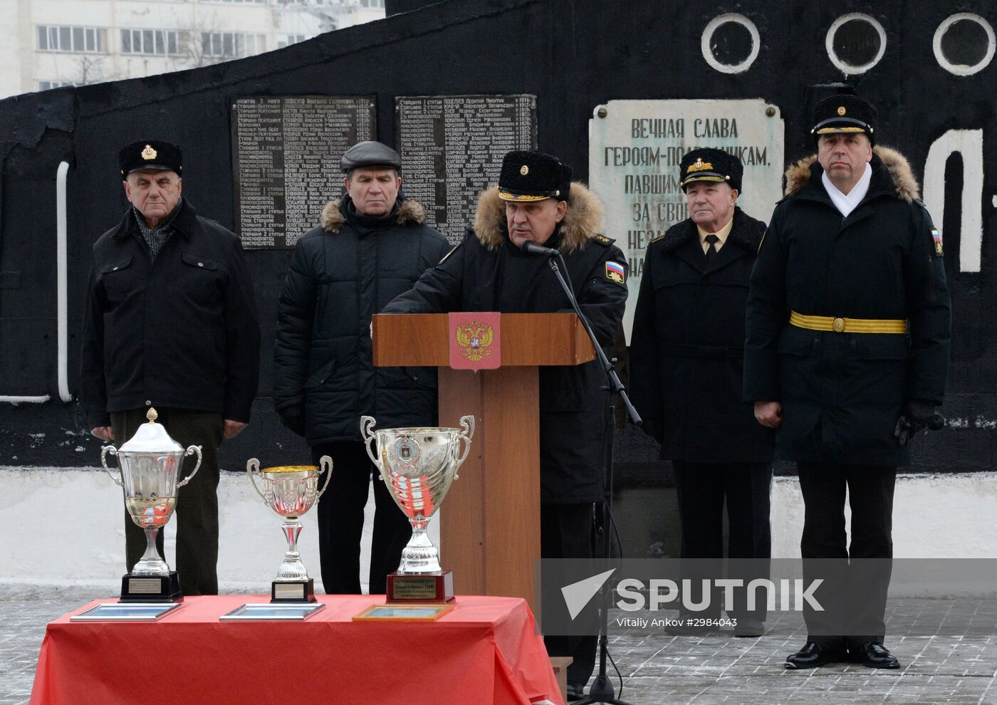Pacific Fleet servicemen celebrate beginning of winter training period