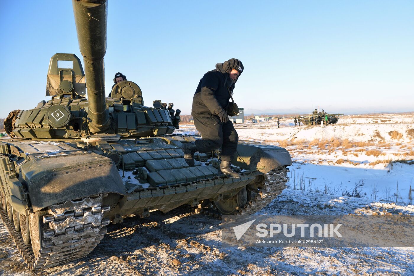 Revived 90th tank division of the Central Military District begins combat training
