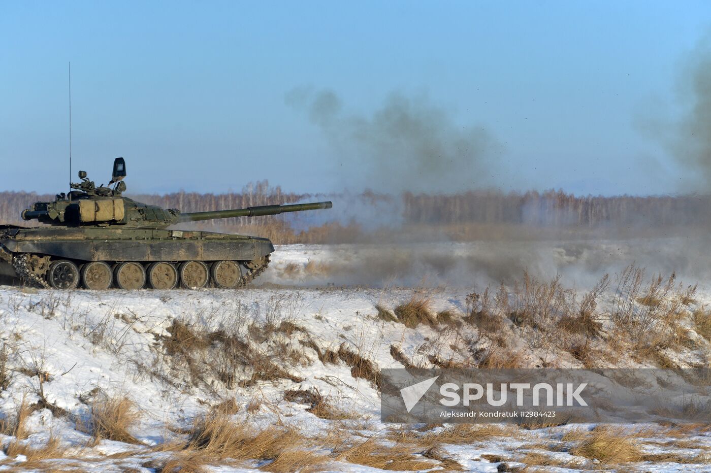Revived 90th tank division of the Central Military District begins combat training