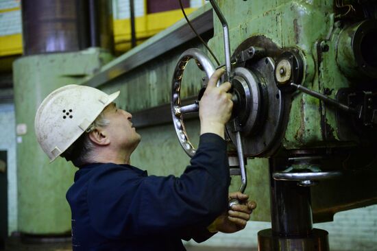 Uralmashzavod manufactures parts for mining shovels in Yekaterinburg