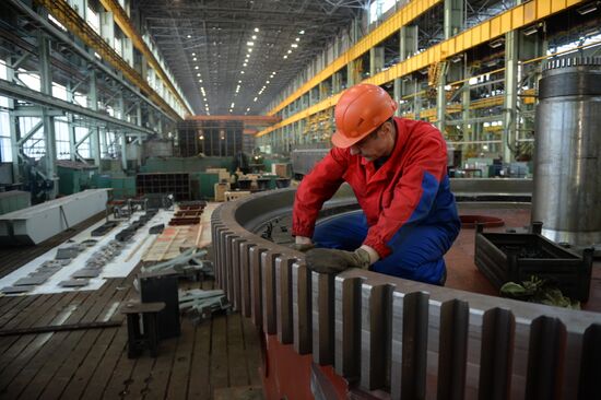 Uralmashzavod manufactures parts for mining shovels in Yekaterinburg