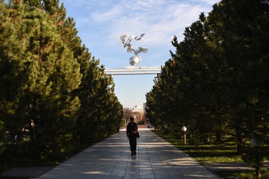 Cities of the world. Tashkent