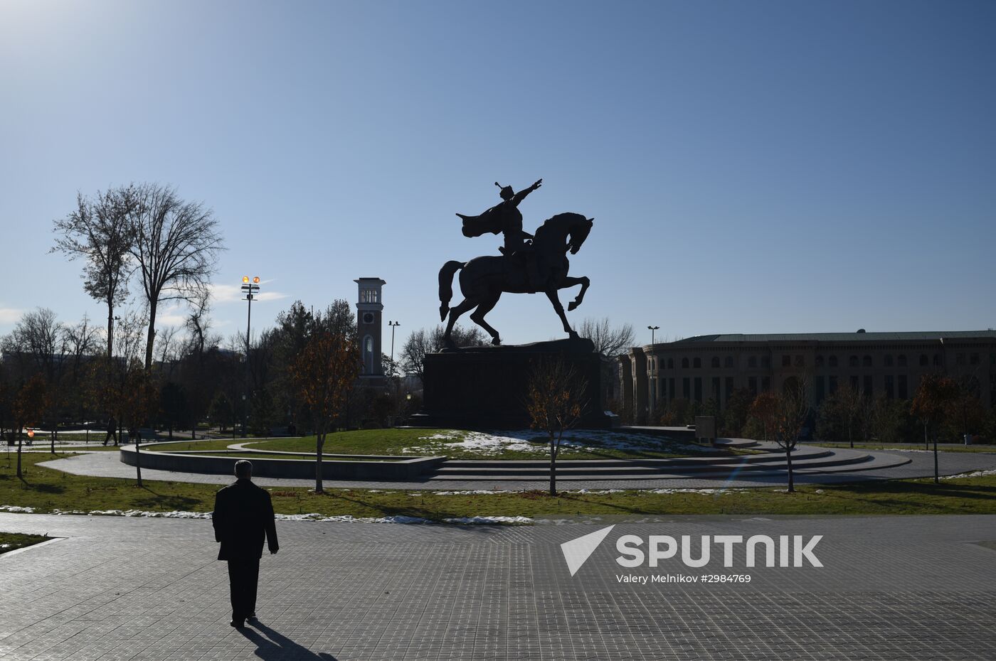 Cities of the world. Tashkent