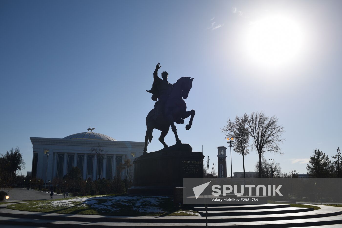 Cities of the world. Tashkent