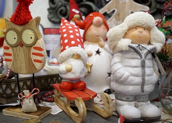 New Year gifts and decorations sold in Kaliningrad