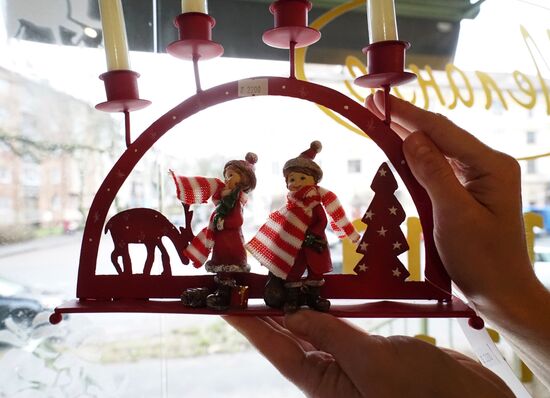 New Year gifts and decorations sold in Kaliningrad