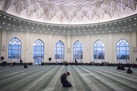 Cities of the world. Tashkent