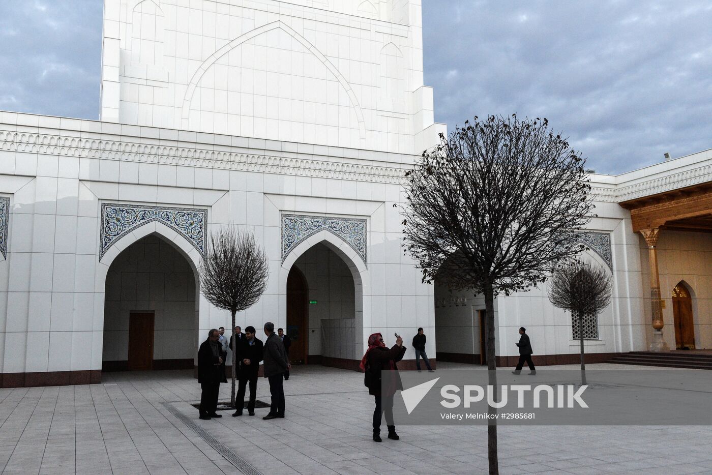 Cities of the world. Tashkent