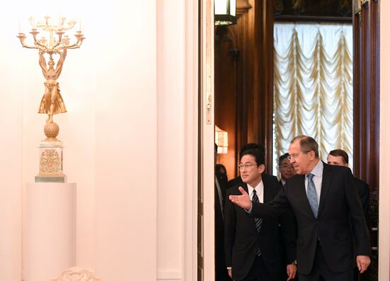 Russian Foreign Minister Lavrov meets with Japanese counterpart Kishida