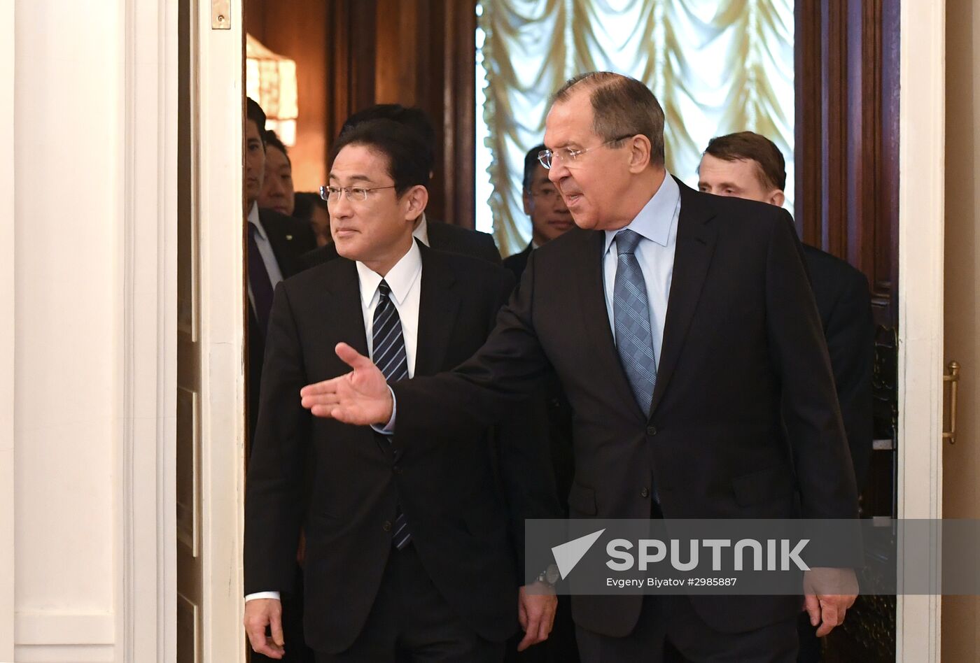 Russian Foreign Minister Lavrov meets with Japanese counterpart Kishida