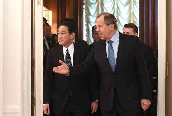 Russian Foreign Minister Lavrov meets with Japanese counterpart Kishida