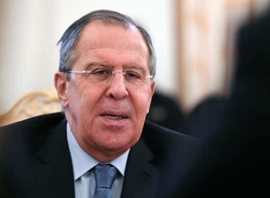 Russian Foreign Minister Lavrov meets with Japanese counterpart Kishida