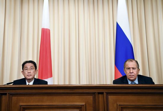 Russian Foreign Minister Lavrov meets with Japanese counterpart Kishida