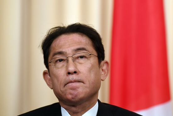 Russian Foreign Minister Lavrov meets with Japanese counterpart Kishida