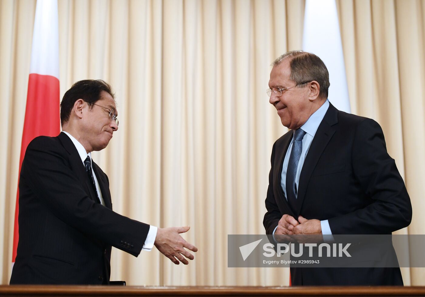 Russian Foreign Minister Lavrov meets with Japanese counterpart Kishida