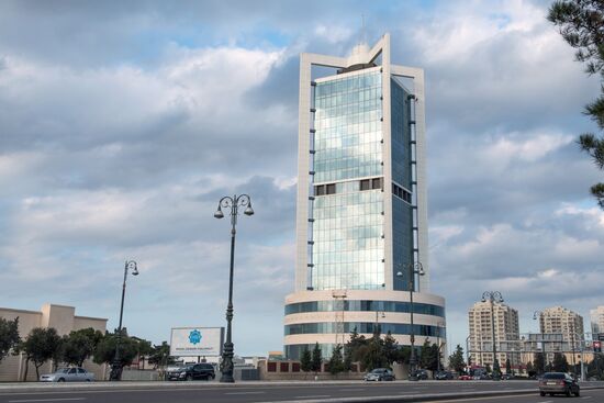 Cities of the world. Baku