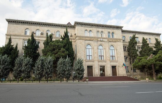 Cities of the world. Baku