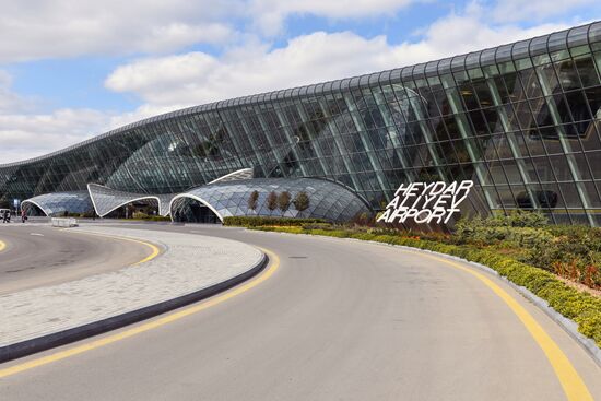 Cities of the world. Baku