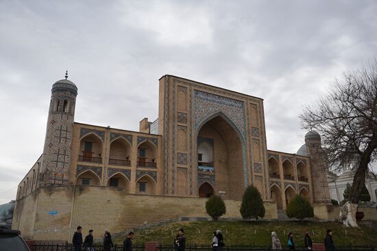 Cities of the world. Tashkent