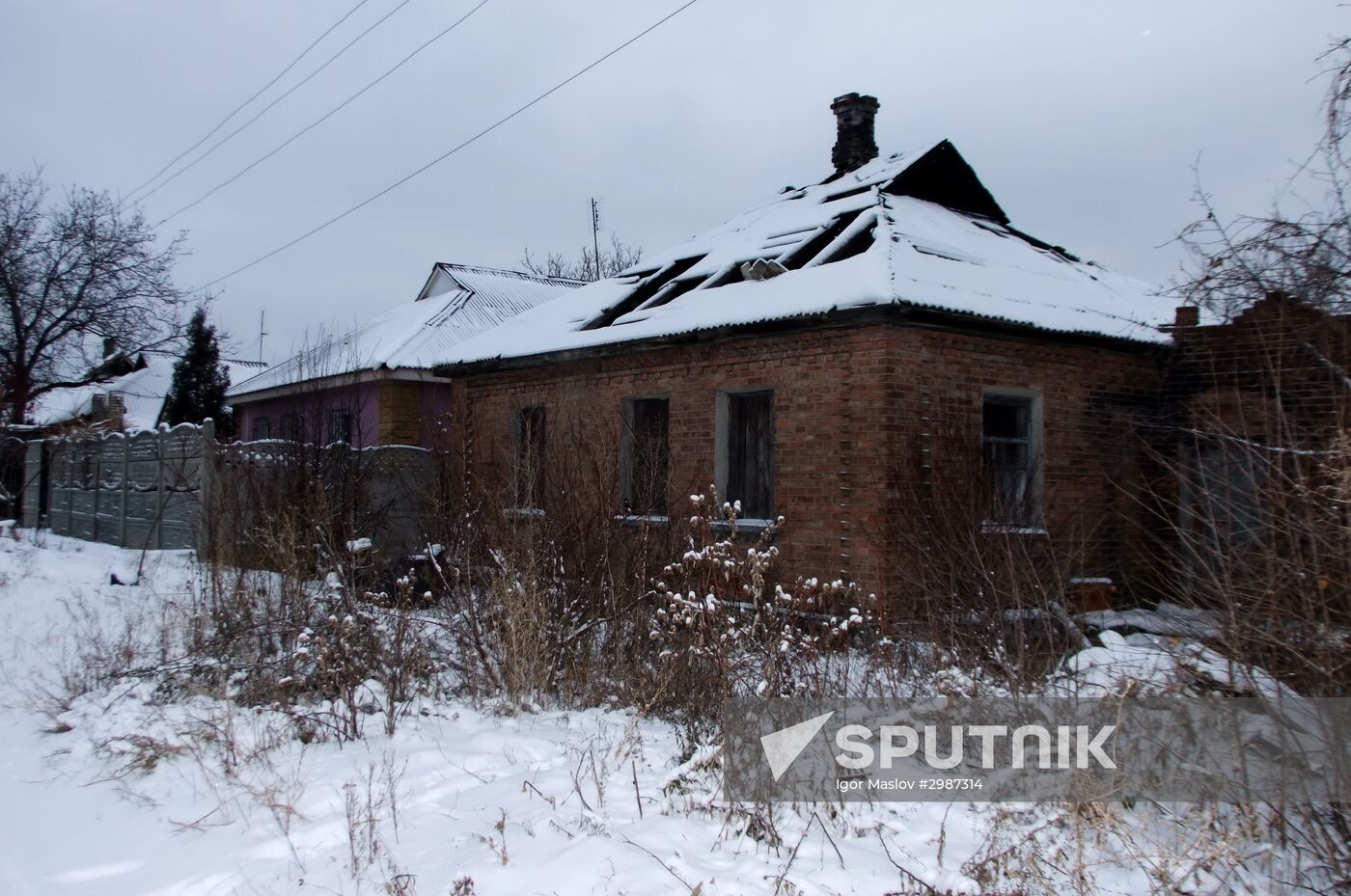 Damage caused by Gorlovka shellings outside Donetsk
