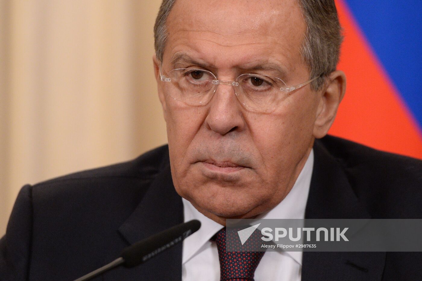 Russian Foreign Minister Sergei Lavrov and his Philippine counterpart Perfecto Yasay meet in Moscow
