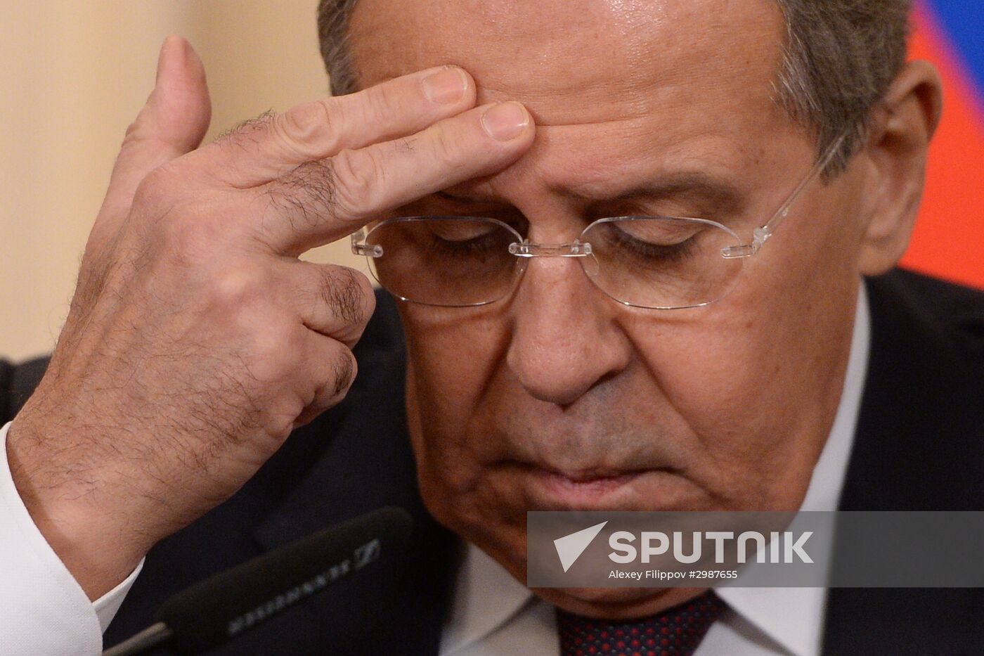 Russian Foreign Minister Sergei Lavrov and his Philippine counterpart Perfecto Yasay meet in Moscow