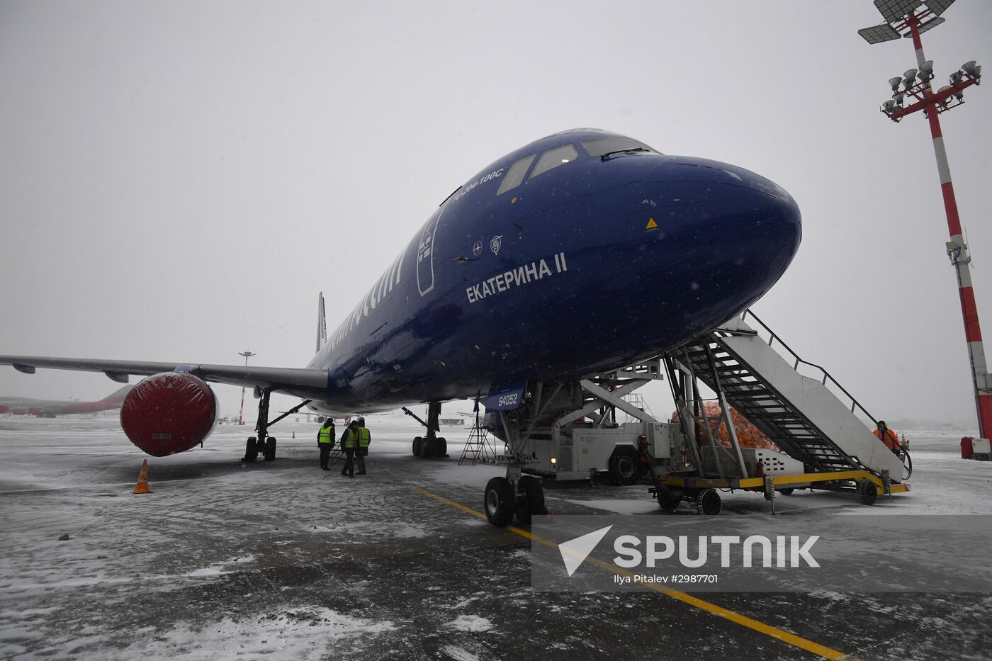 Russian Post's airplanes presented