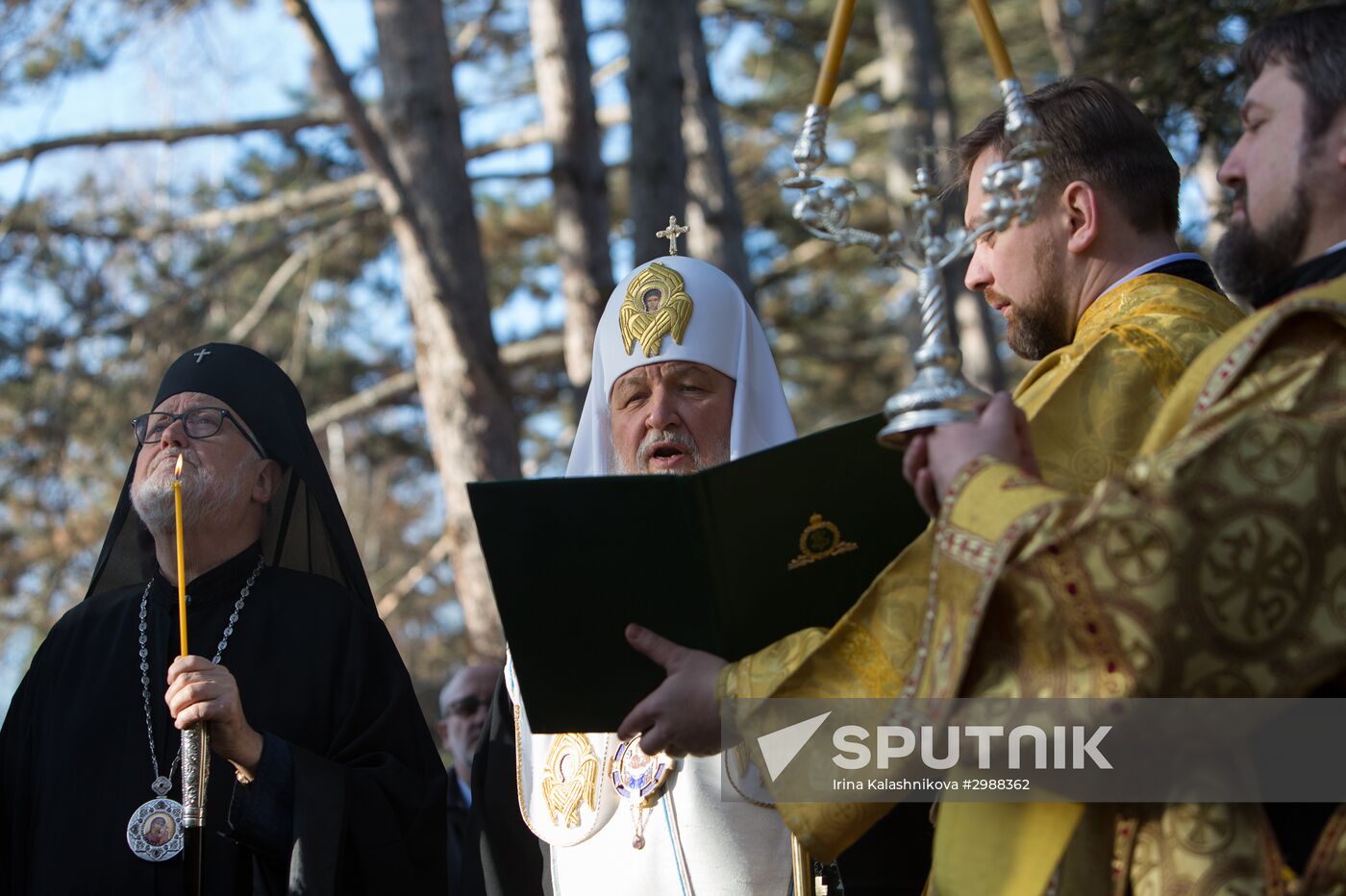 Patriarch Kirill visits Paris