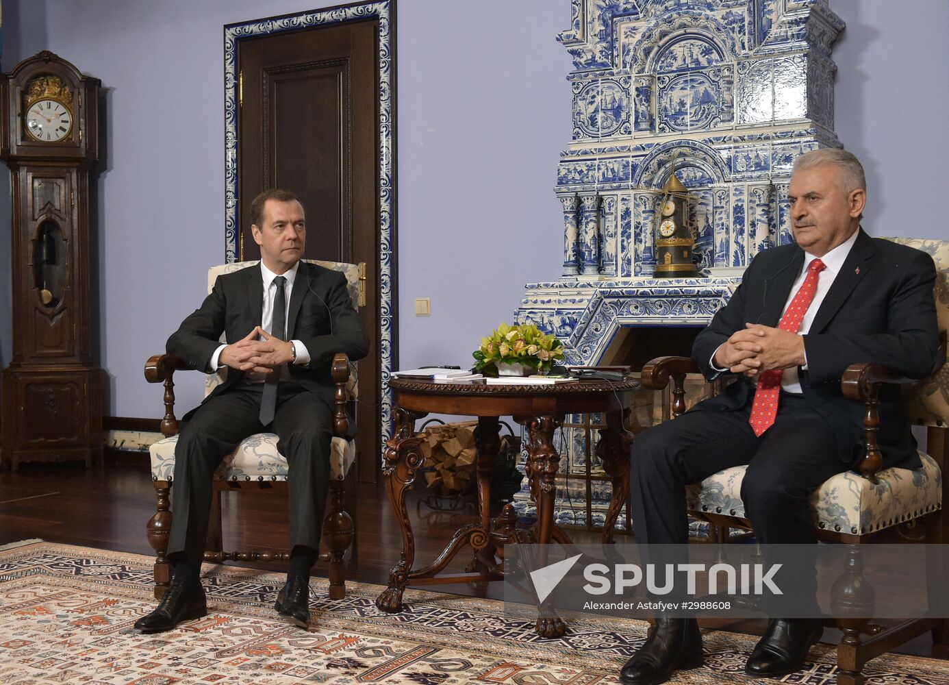 Prime Minister Medvedev meets with Turkish PM Yildirim