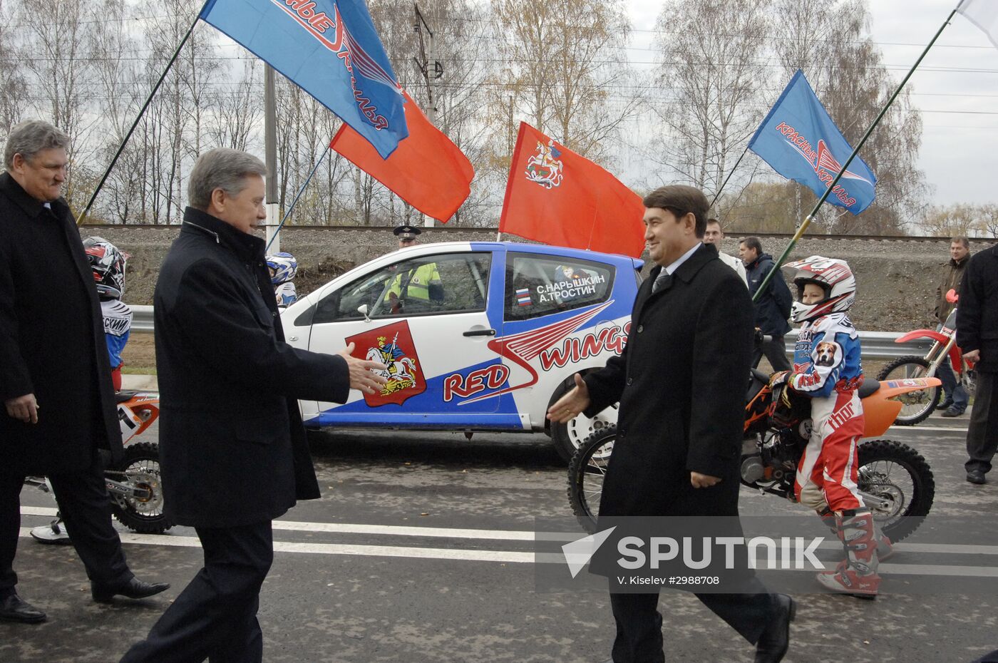 Boris Gromov and Igor Levitin at opening of Sergeyevka Motorway