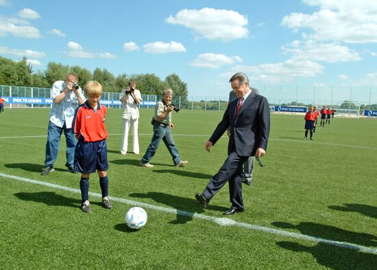 Boris Gromov at stadium in Bronnitsy town