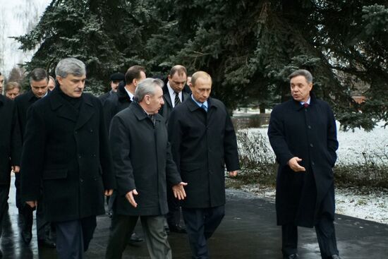 Vladimir Putin and Boris Gromov in Kolomna