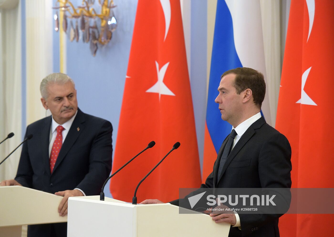 Russian Prime Minister Dmitry Medvedev meets with Turkish Prime Minister Binali Yildirim