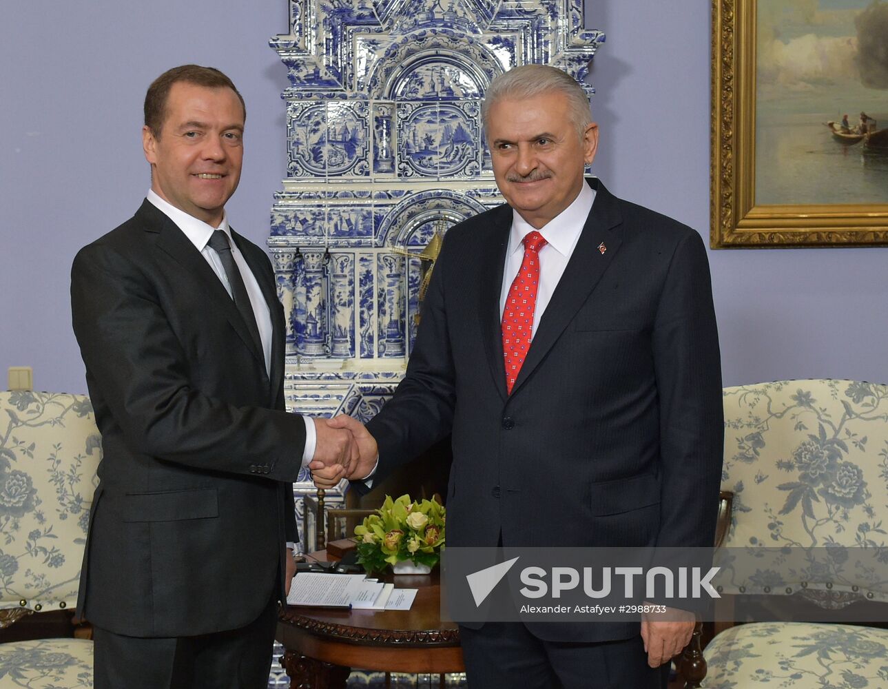 Russian Prime Minister Dmitry Medvedev meets with Turkish Prime Minister Binali Yildirim