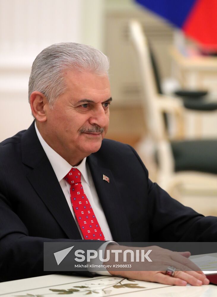 Russian President Vladimir Putin meets with Turkish Prime Minister Binali Yildirim