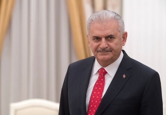 Russian President Vladimir Putin meets with Turkish Prime Minister Binali Yildirim