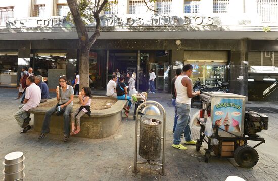 Cities of the world. Caracas, Venezuela